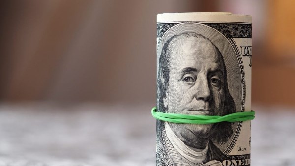 أسعار الدولار مقابل الجنيه اليوم الخميس 23 أكتوبر