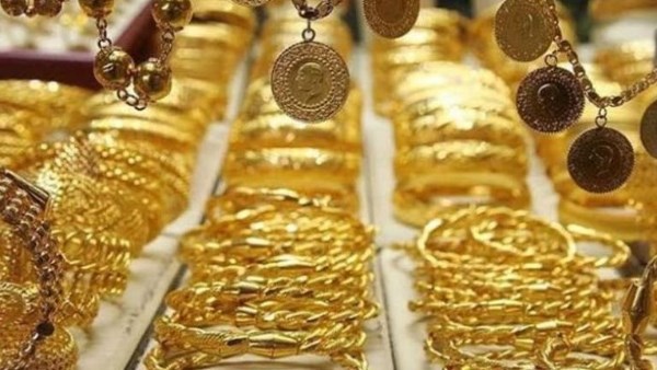 المعدن الأصفر يفقد بريقه مع استمرار تراجع أسعار الذهب