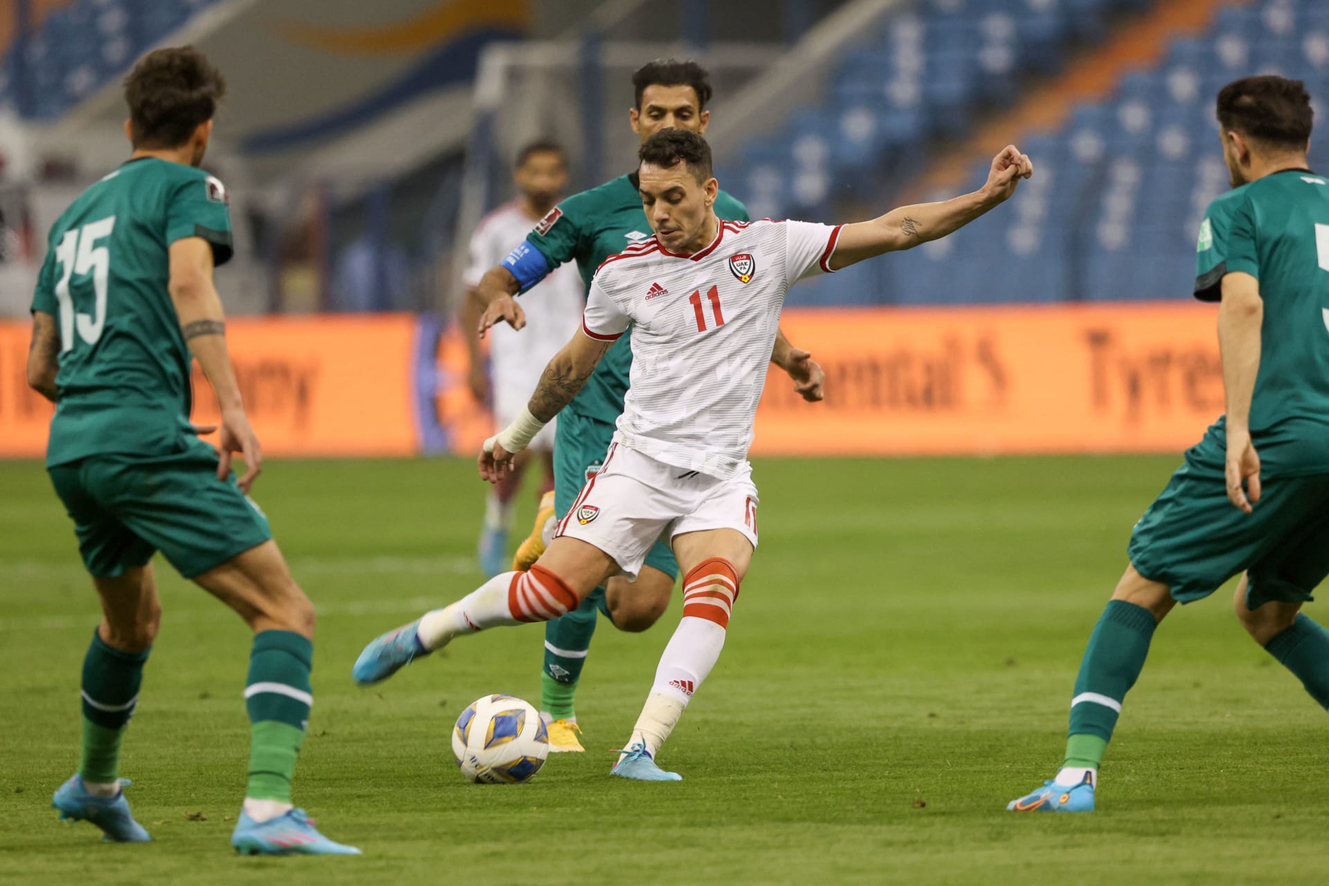 القنوات التي ستبث مباراة الإمارات والعراق في تصفيات كأس العالم 2026