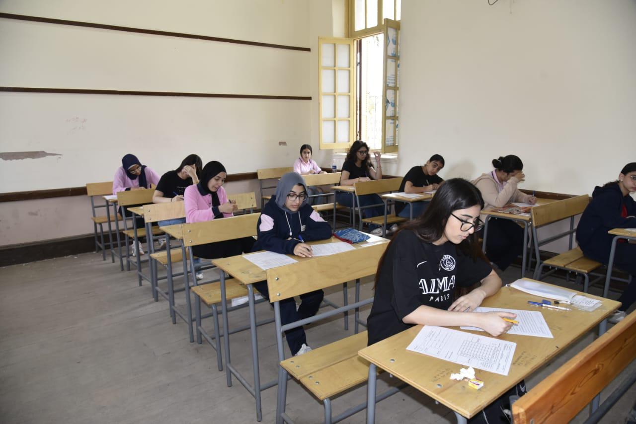كيفية إدخال البيانات في استمارة الصف الثالث الإعدادي وتكاليف الاستمارة