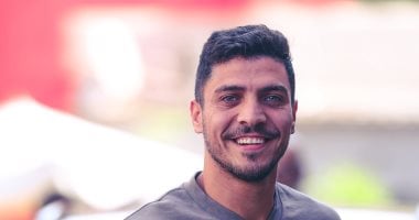السعودية نيوز :
                                            محمد شريف يعتذر لـ حلمي طولان.. ومدرب المنتخب: زي ابني ولم يتجاوز معي