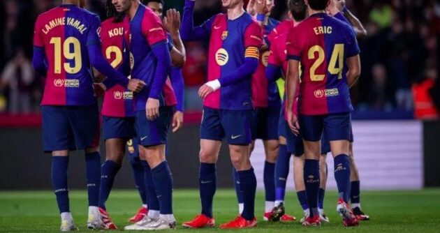 برشلونة يواجه أوساسونا في الدوري الإسباني: موعد المباراة والتشكيل المتوقع والقنوات الناقلة