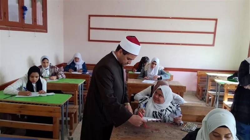 طريقة تسجيل استمارة الشهادتين الابتدائية والإعدادية الأزهرية 2026.. الرابط الرسمي