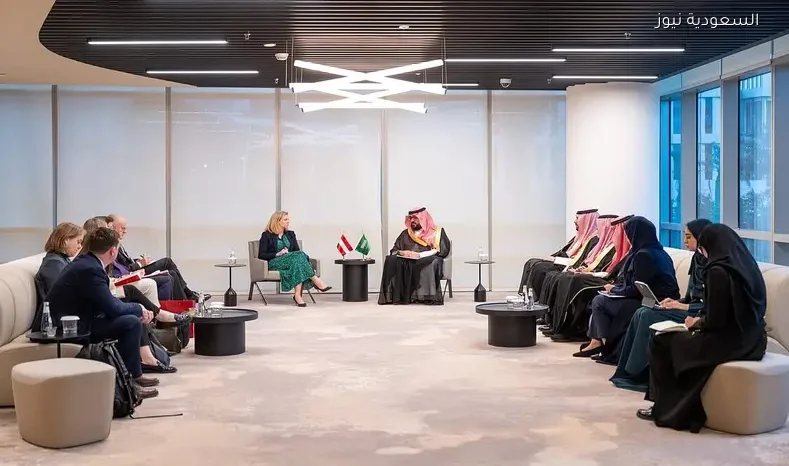 وزير الاقتصاد السعودي يناقش التعاون مع نظيرته النمساوية
