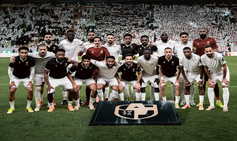 بداية مباراة الدرعية والعلا على بطاقة الصعود الأخيرة إلى دوري روشن السعودي