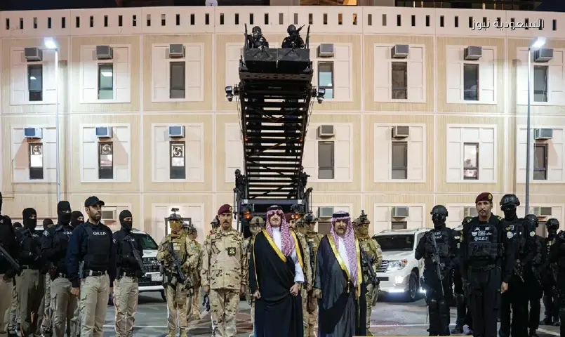 وزير الداخلية يتفقد قوات الأمن الخاصة المشاركة في أمن الحج